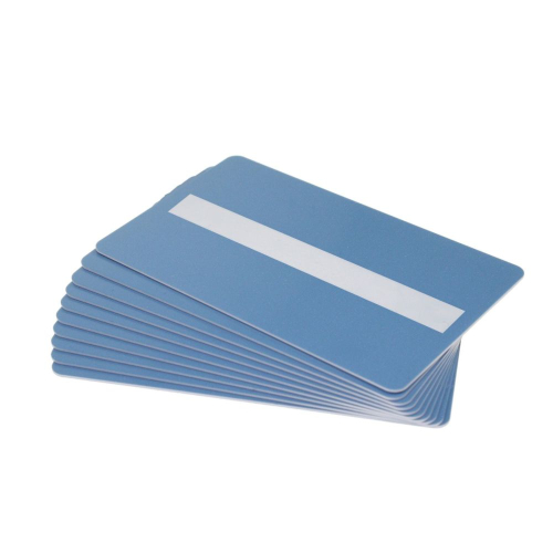 Blanko- Plastikkarten mit Unterschriftenfeld hellblau